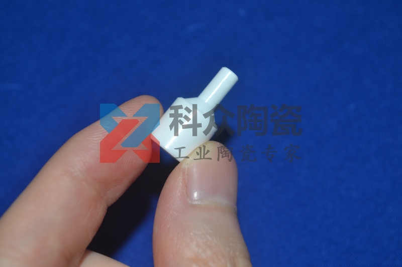 氧化鋯陶瓷推桿的特點體現在什么方面？